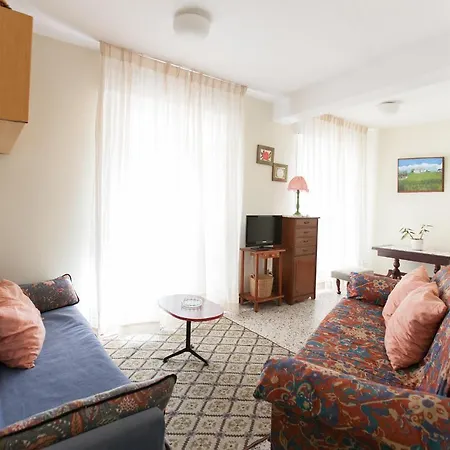 Apartamento En 200m De La Playa. + Wifi Apartment